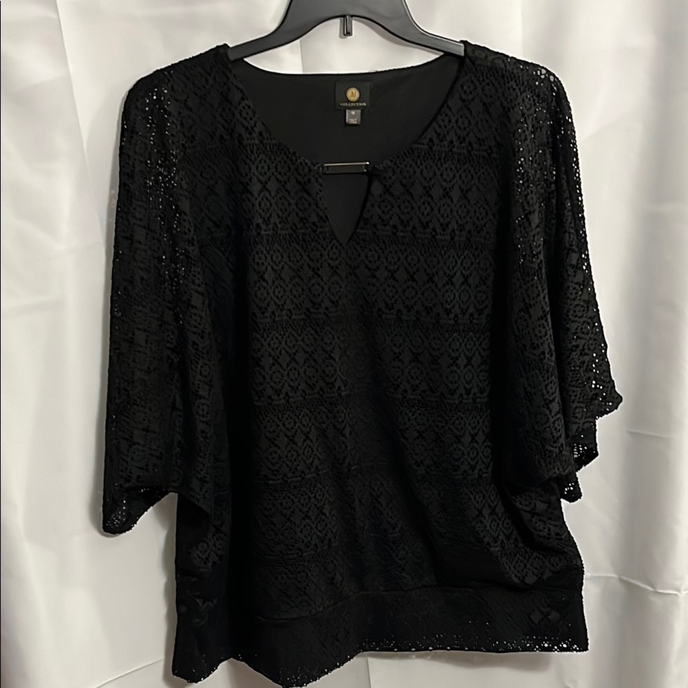 JM Collection Black V-Neck Blouse with 3/4 Sleeves and Relaxed Fit